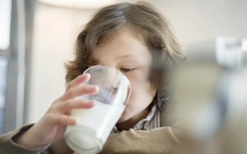 5 Unbelievable Yet Proven Benefits of Camel Milk, Including Autism