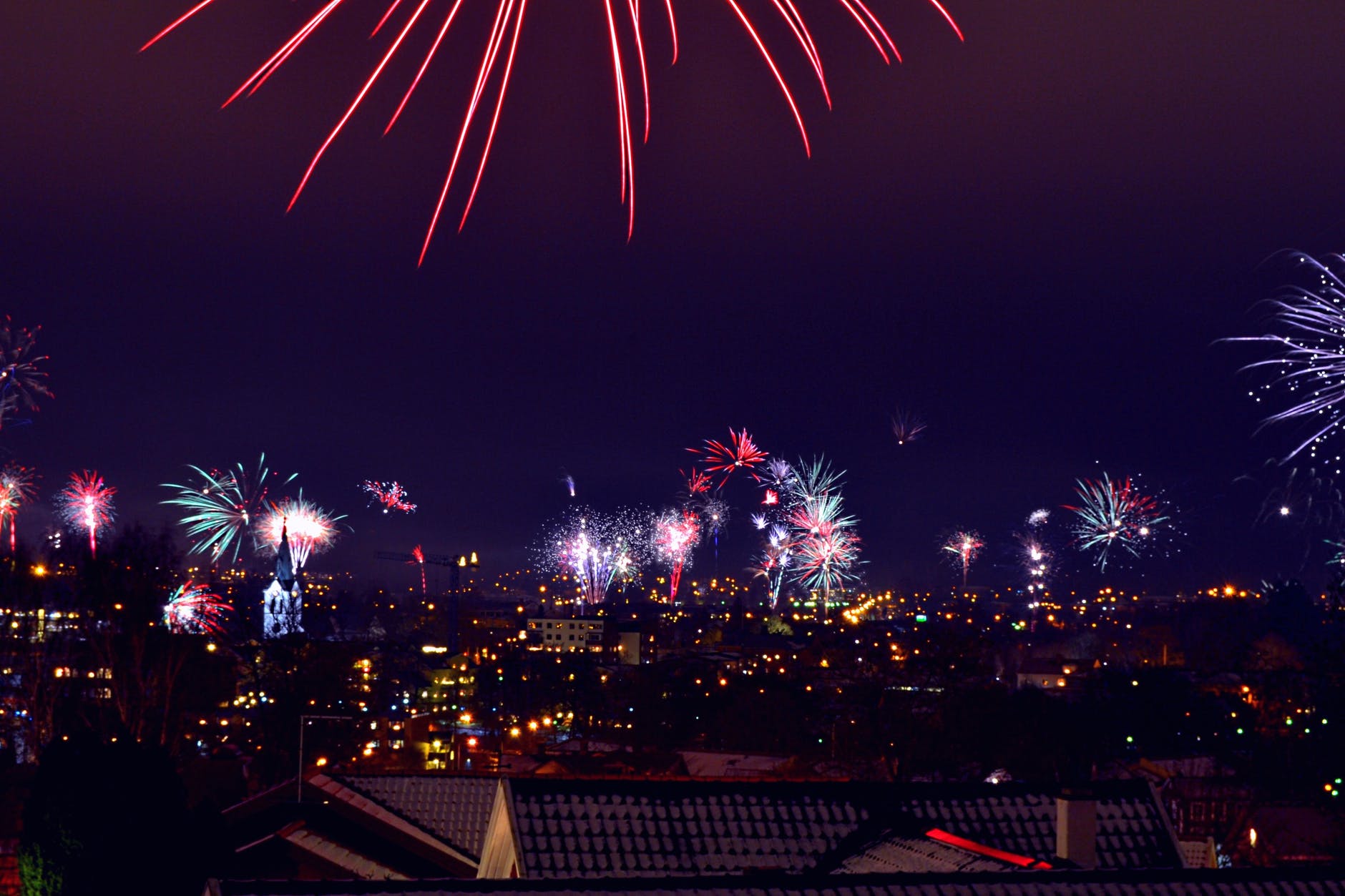 9 Ways To Celebrate Your New Year Party